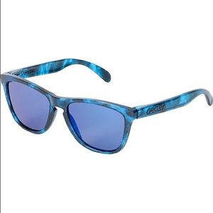 Collector Edition Oakley Frogskins Acid Tortoise Blue w/ Blue Iridium Sunglasses